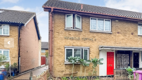 Modernisation in London photo